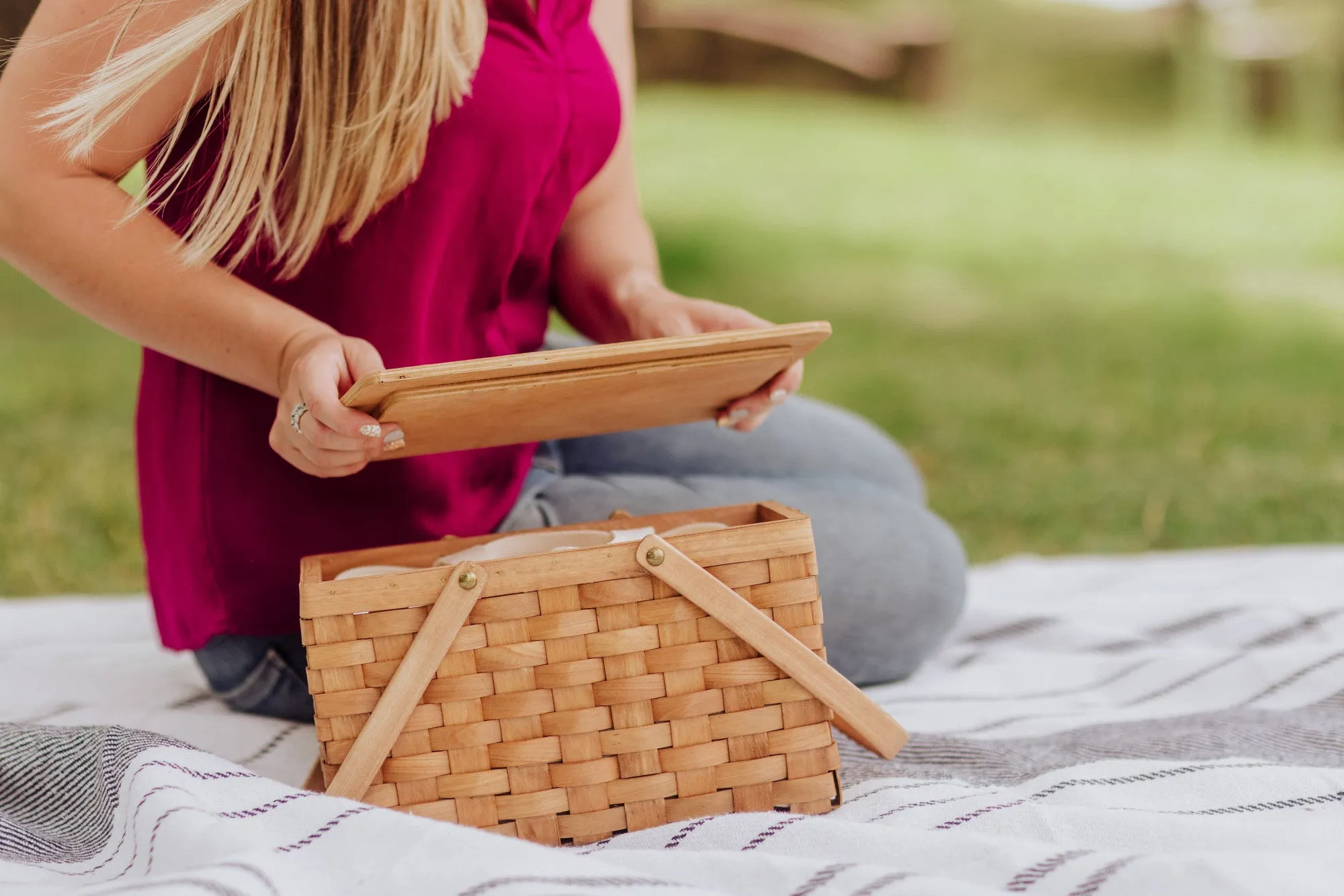 Bambi - Poppy Personal Picnic Basket