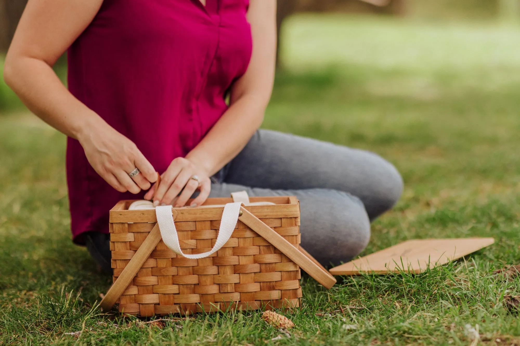 Bambi - Poppy Personal Picnic Basket