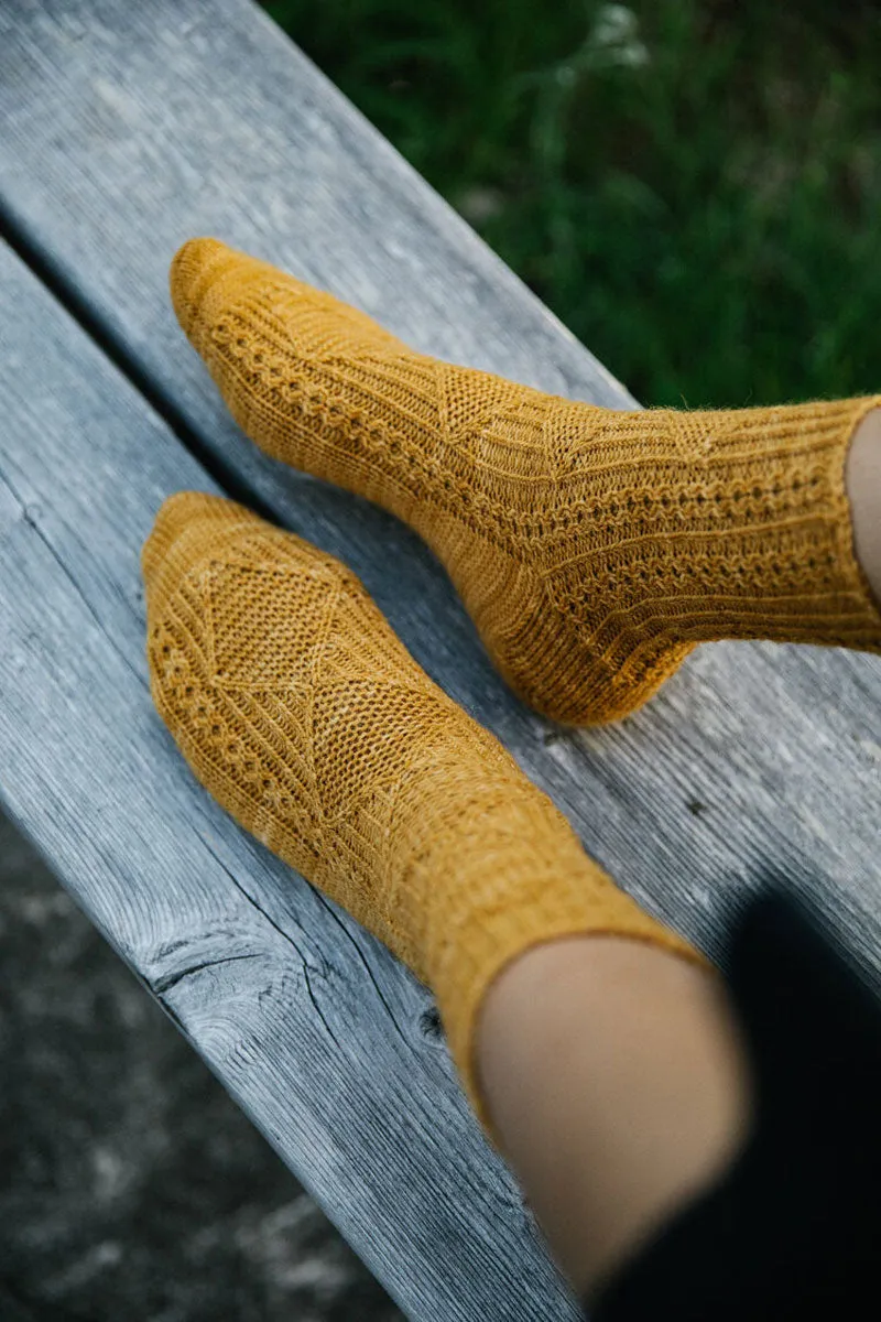 Laine Magazine - 52 Weeks of Socks