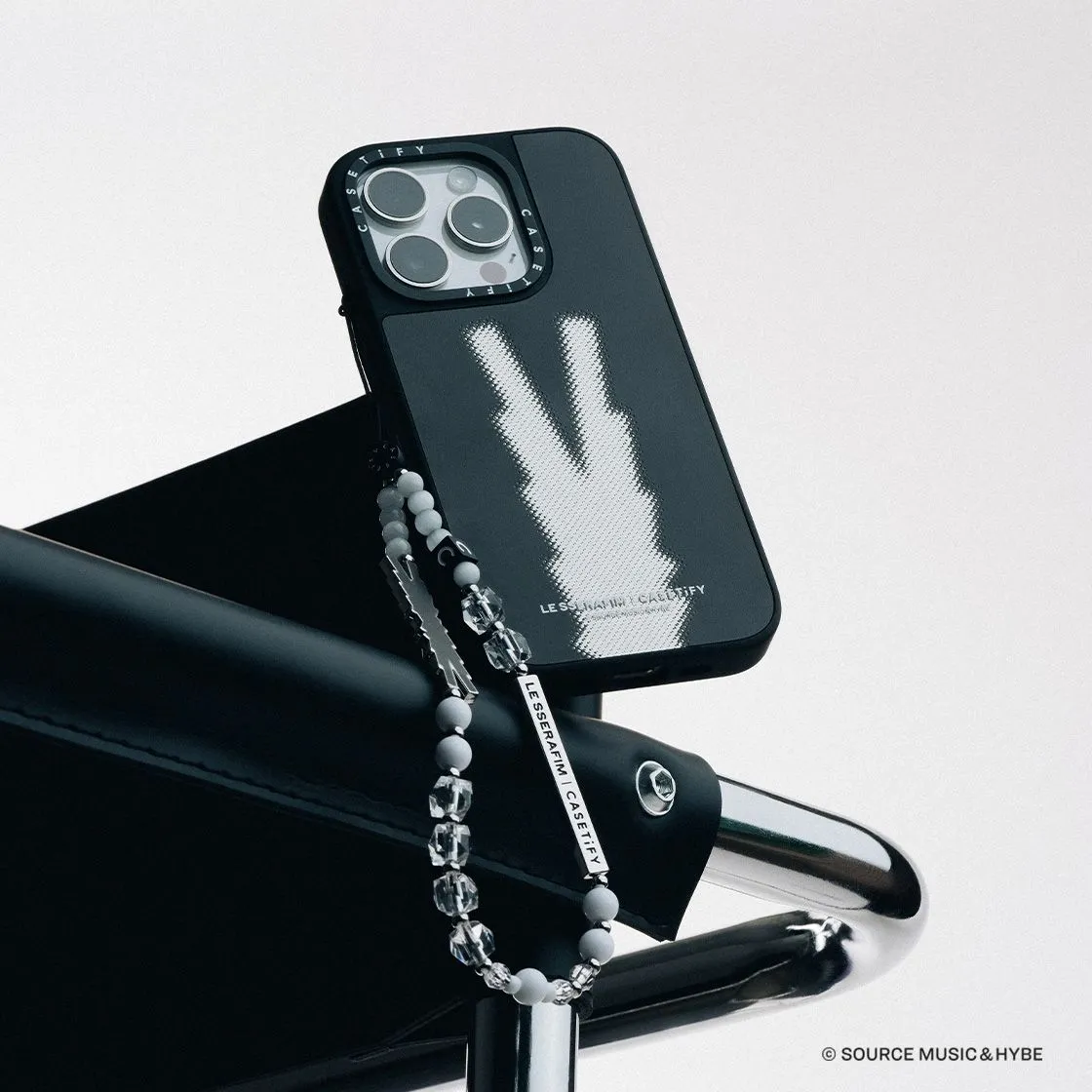 LE SSERAFIM EASY Phone Charm