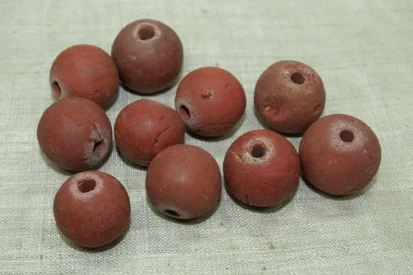 Medium Brick Red Majapahit Bead