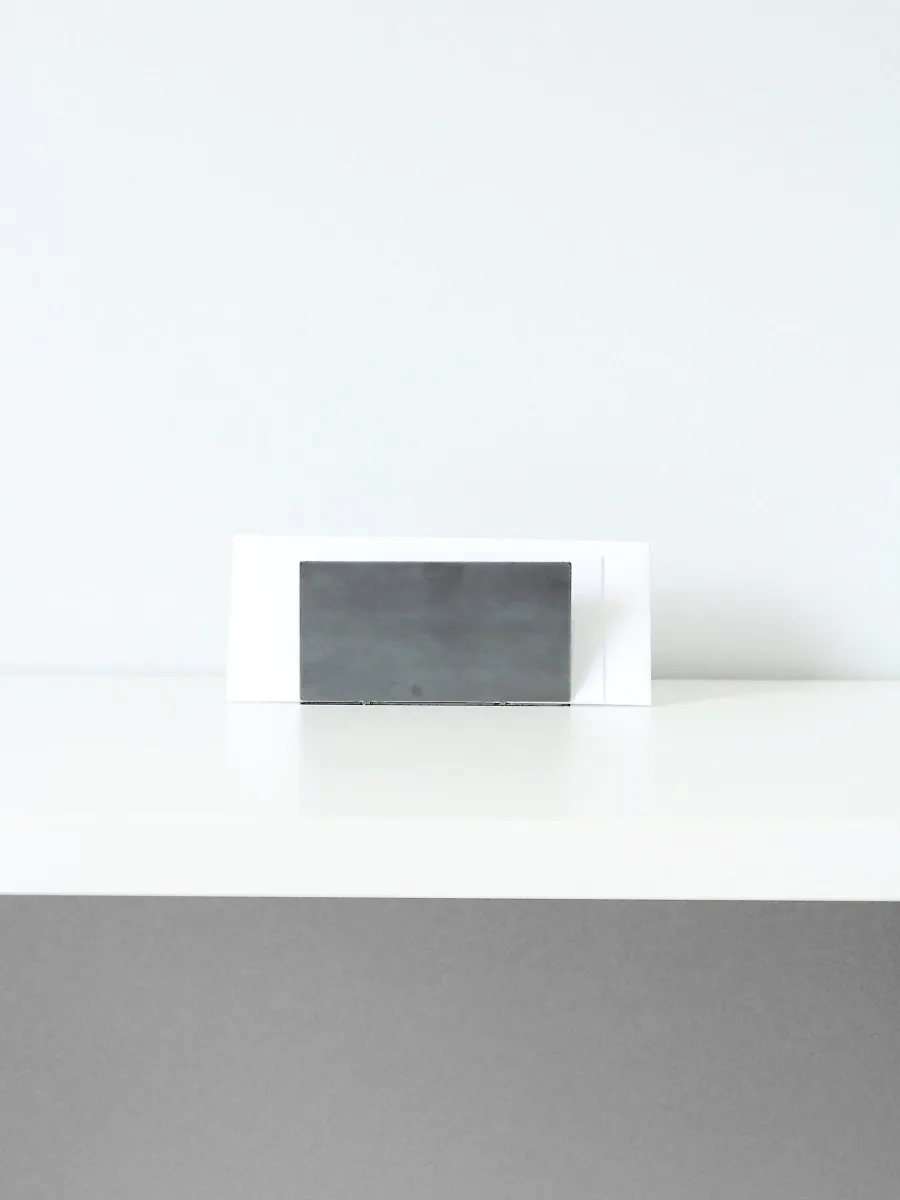 Minimal Metal Mail Organizer