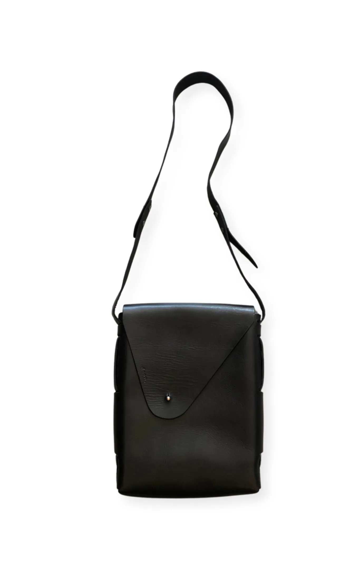 UB01 UNISEX VERTICAL MESSENGER BAG