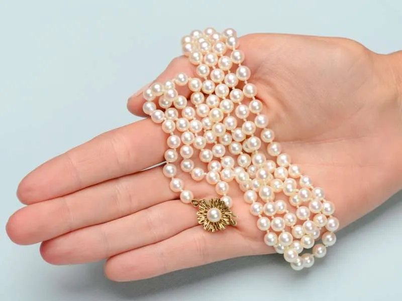 Vintage Mikimoto Pearl Necklace & Gold Clasp